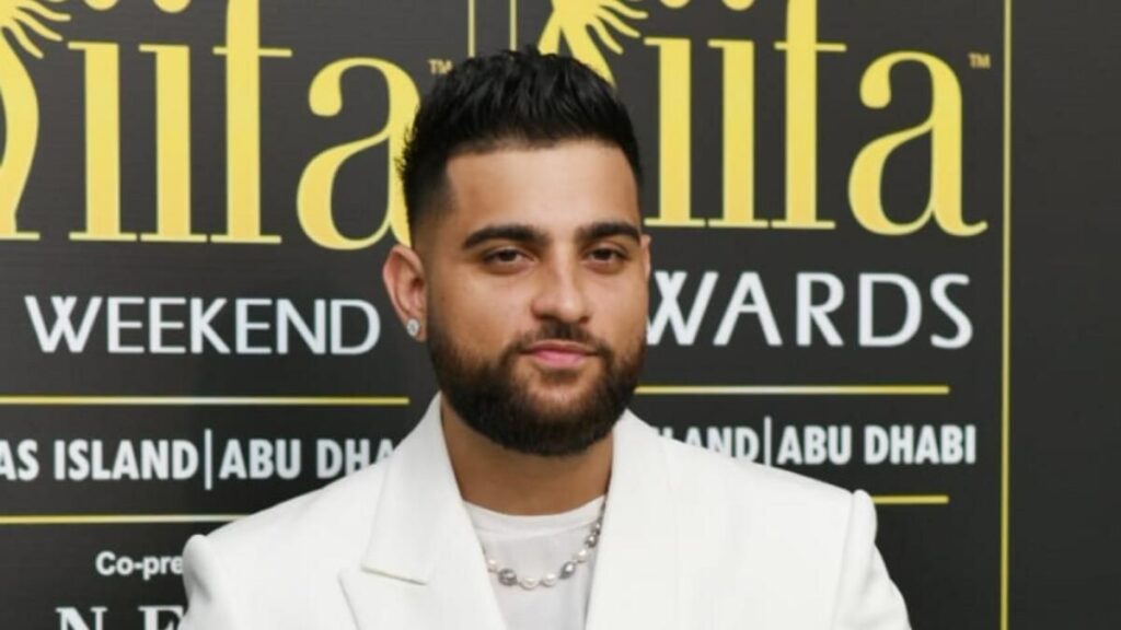 TV sunucusu Lulia Vantur