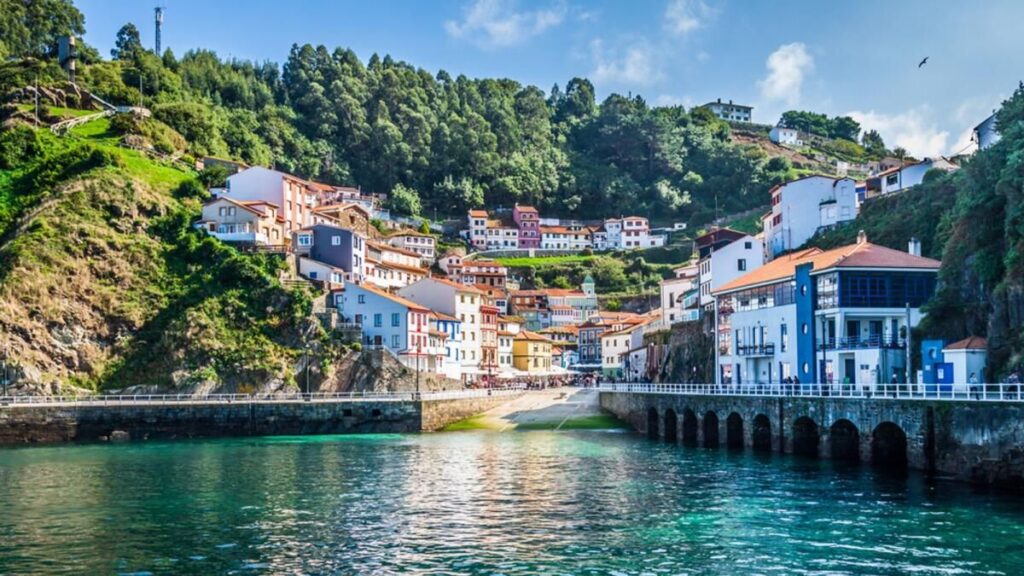 Cudillero içinde Asturias