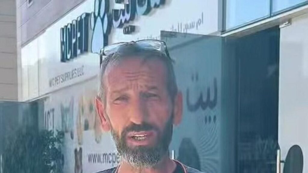 Abu Dabi'de yaşayan Yasmin, kedisi Leo'yu iki hafta önce kaybetti