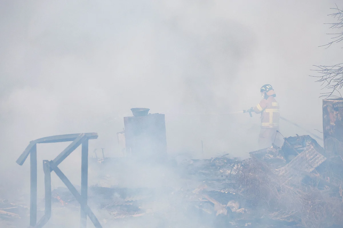 Güney Kore'nin Gangnam Bölgesindeki Gecekondu Bölgesinde Yüzlerce İtfaiyeci Yangına Müdahale Etti