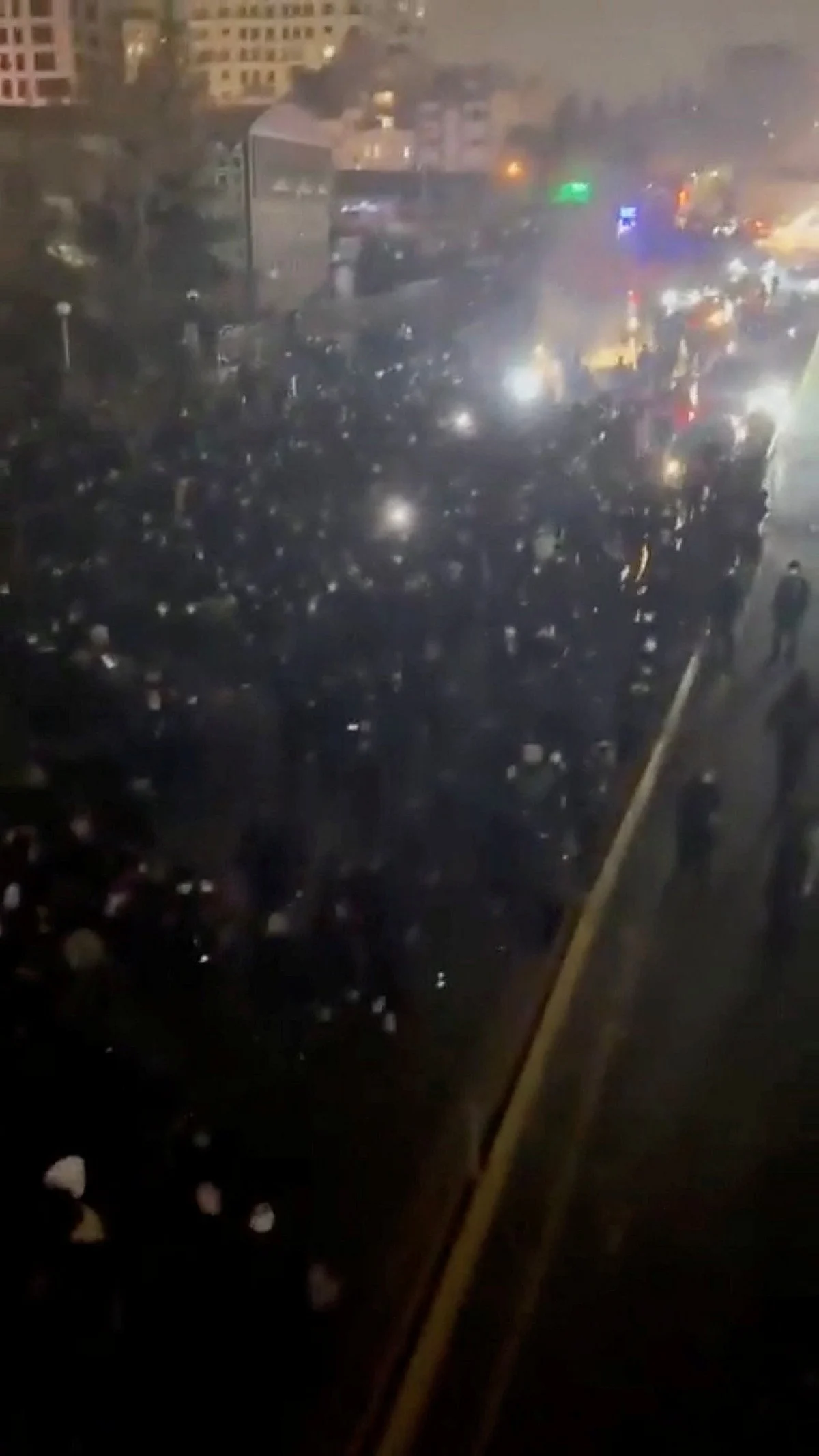 İran, İnternet Karartma Örtüsü Altında Ölümcül Baskıyı Yoğunlaştırıyor, Hak Grupları Diyor